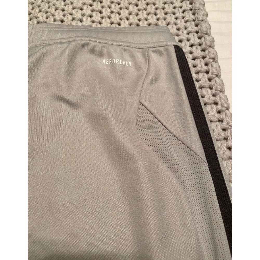 Adidas Pants View 6